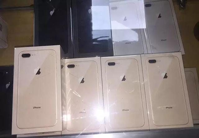 华强北iPhone8售价低于官方，致官网订购纷纷退货 库克无语